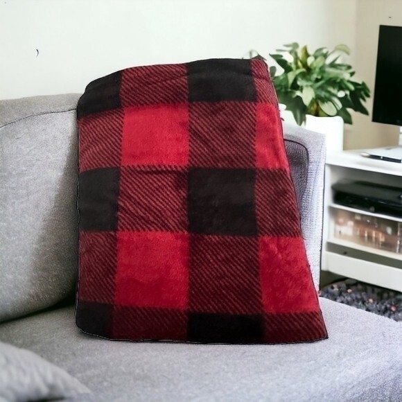 White Other - Plaid Throw Blanket Red Black White PomPom Trim 60x48 Velvet Plush Polyester New